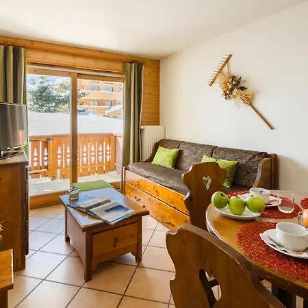 Lagrange Le Village Des Lapons 4* Les Saisies